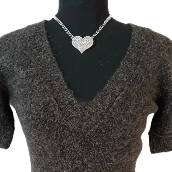 ARIZONA ~ Jean Company Charcoal V-Neck Sweater - Picture 6 of 7